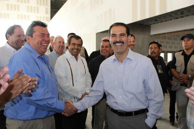 padres-figueroa-nov-2012-620x413 Governor Padrés reiterates support for Puerto Peñasco