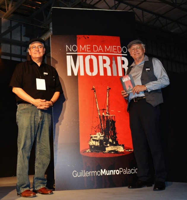 Guillermo-Munro-Palacio-presentando-No-me-da-miedo-morir-8-630x673 Guillermo Munro recibe homenaje en la Feria del Libro de Hermosillo