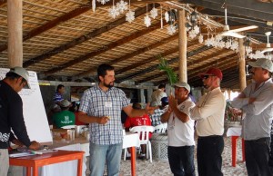 De-Pescador-a-Pescador_Abril_2015_EW-1-300x194 Coastal fishermen take part in “De Pescador a Pescador” exchange