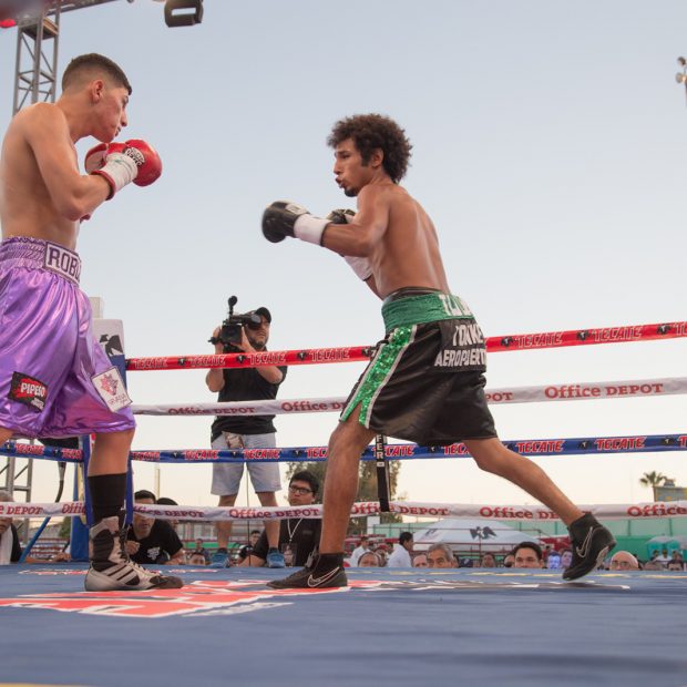 oct-pelea-gallo-supermosca-8-620x620 Gallo Estrada vs  Raymond Tabugon
