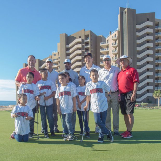 D-Backs-Charity-Golf-Tournament-70-620x620 Esperanza para los Niños grateful for support in 2017!