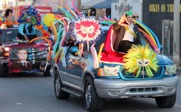 IMG_0641-620x383 2012 Vive la Fiesta! Carnaval Queens & Parades