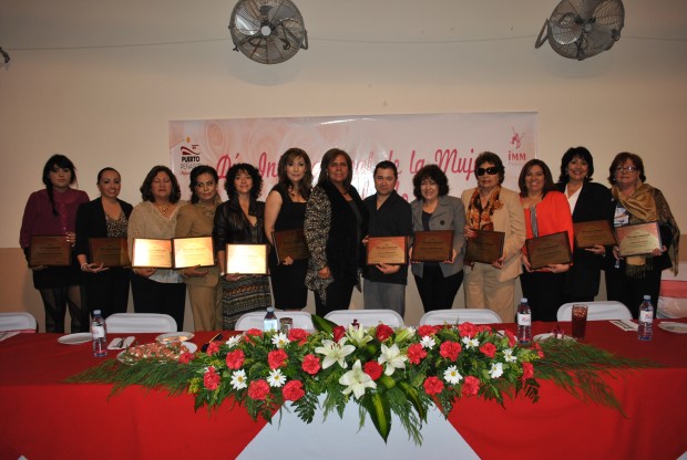 DSC_3259-620x416 Mayor Gerardo Figueroa recognizes 12 successful women from community