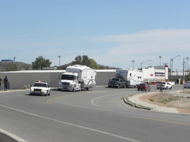 rv3-620x465 RV Caravan gives back on the road to Rocky Point