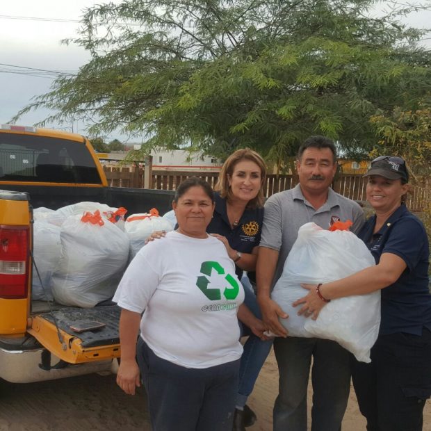 entrega-tapas-620x620 Puerto Peñasco collects more than 350,000 plastic tops to assist children undergoing chemotherapy