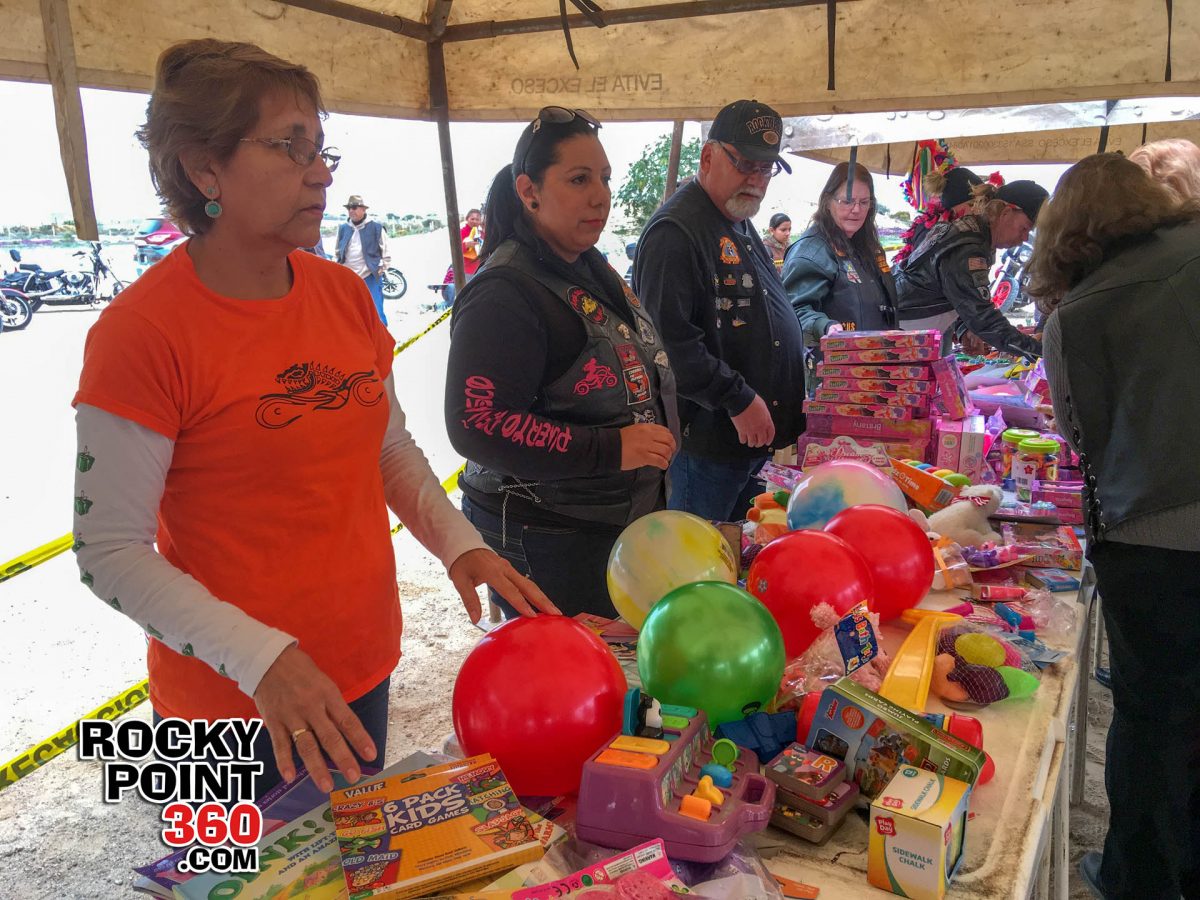 Rocky-Point-rally-toy-run-2019-40-1200x900 Rally Rocky Point festeja 5to entrega de juguetes para Día de Reyes